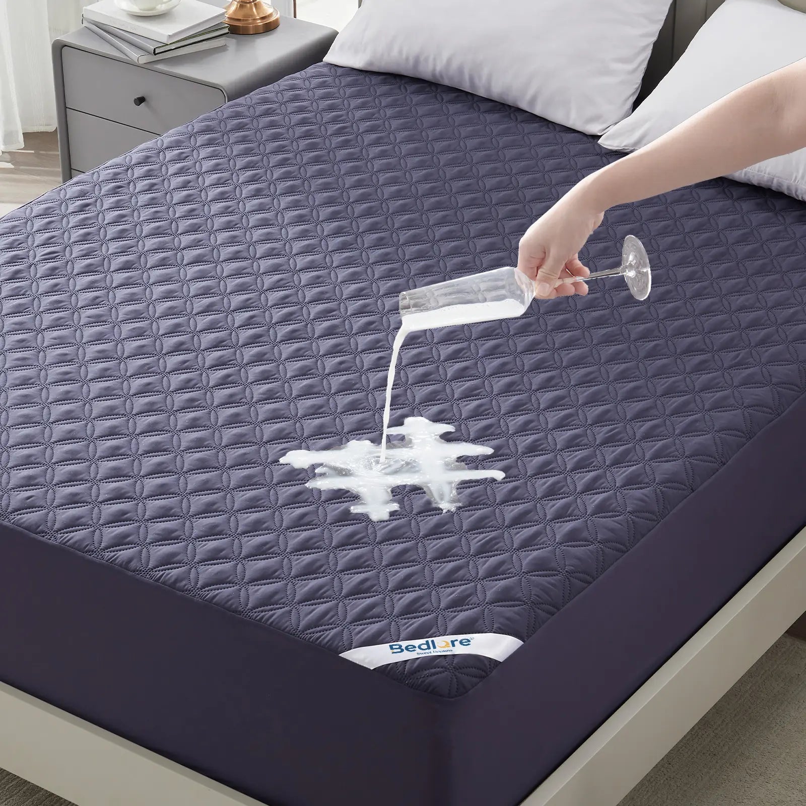Summerwins【Bedlore】Waterproof Mattress Protector with Fitted Sheet, TPU Waterproof Layer, Soft & Breathable Bed Cover for Everyday Mattress Protection, Ideal for Bedroom & Home Use